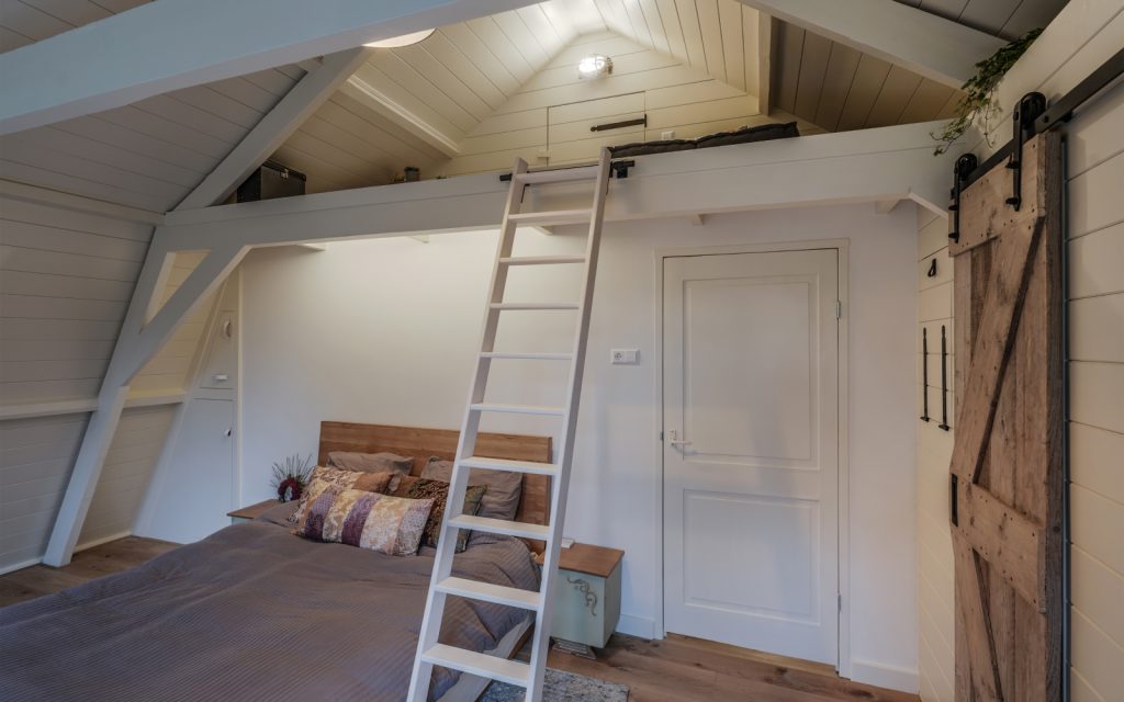 Verbouwing slaapkamer met vliering.